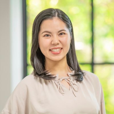 岩倉ななみ 右のほっぺたから１本だけ つまめるぐらい長い産毛が生えてた