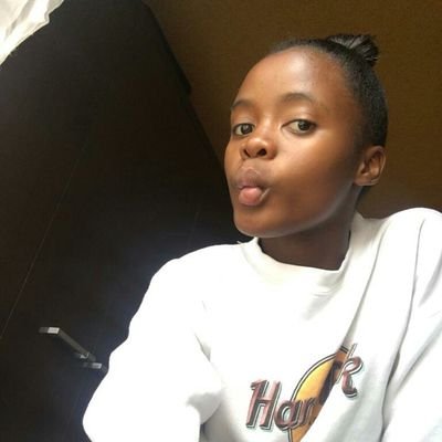 Michell41039387's profile picture. keep it cool