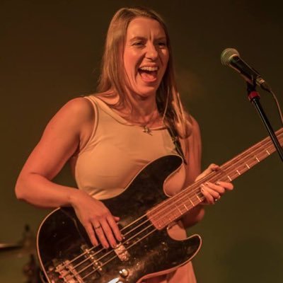 Soulful Songstress | Bass Slinging Blues Mama | Kootenay Girl | https://t.co/QdbMsggU13