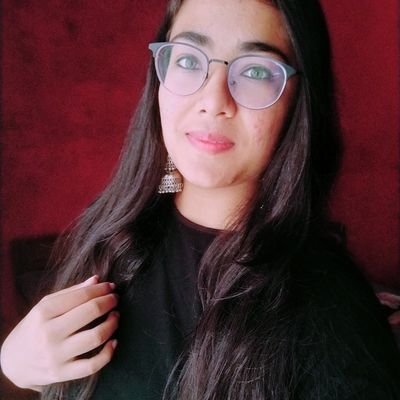 Divyanshi2504's profile picture. 