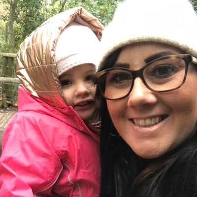 hartcliffezoe's profile picture. Ingredients for a happy Zoe: sunshine, hartcliffe, sparkles, baking, pink, ted baker, Jesus, holidays, naughty boys, sour sweets! Add orange squash!