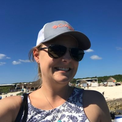 adrianleanne9's profile picture. 