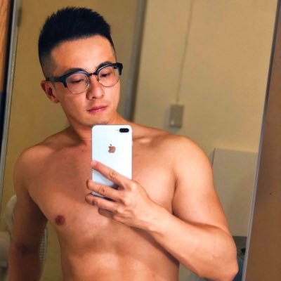 dadiao112's profile picture. Top