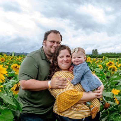 LindseyEGill's profile picture. CA native living in Washington, wife to @DavidJGill87, Mom to Claire; powered by grace, coffee, books, and adventures.