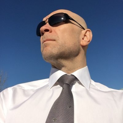 Full time trader. Mainly Gold and Swedish stocks.