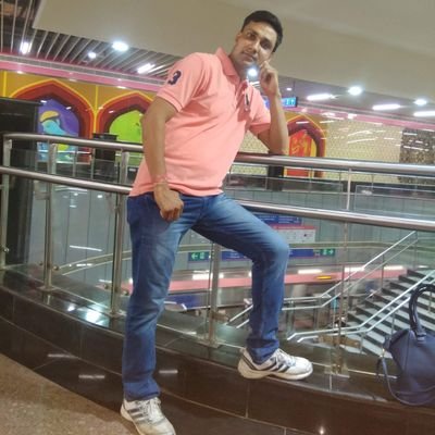 HarishK11222's profile picture. 