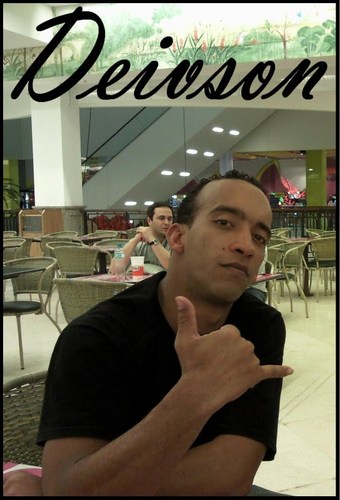 Deivson_'s profile picture. 