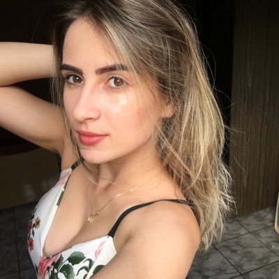 ZotteleIara's profile picture. 16y| aquariana ♒️