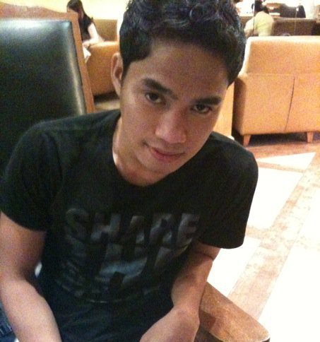 phyromanzer09's profile picture. 