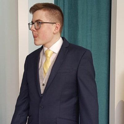 Student Filmmaker, Stratford-upon-Avon college, here I will post pictures of what projects I'v been up to. You'll see snippets from projects I have been doing.