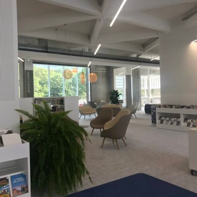 ValSebban's profile picture. #biblio #library #圖書館 #sciences #doc #graphism @AMU #BU #Luminy #BesoindAideAzimutée