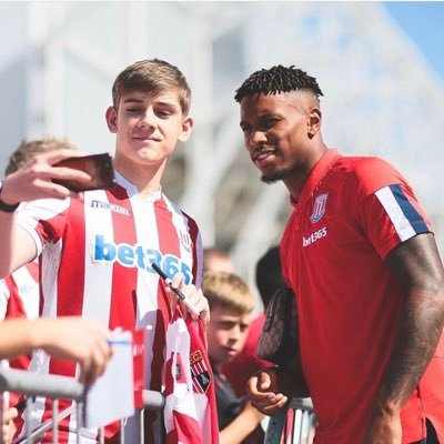 MyLeS65137's profile picture. 🏆?