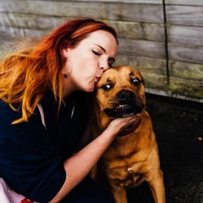 Portrait photographer. Pooch pal. Raging leftie. Photo tweets & some general ramblings from the spirals of my mind. S8