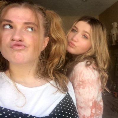 camille_benn's profile picture. 