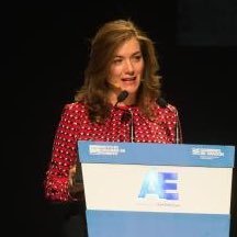 Directora Senior de Recursos Humanos del Grupo Exidegroup.  Fundadora de Directivas de Aragón.