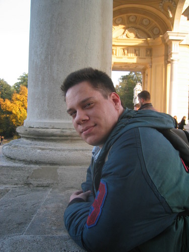 tinteraminator's profile picture. Immer am Puls der Zeit mit iShit von Apple, dazu Fußball und Football - was braucht der iHuman mehr heutzutage?