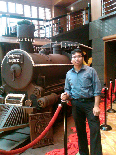 Adhit2828's profile picture. 