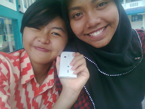 Just ordinary girl. Searching somebody to love~ zakiah#06 basketlovers~love @virtrop @tyasana @kakameika dan @liyaulia my bestfriends:)