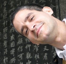 Profissional de marketing digital, atualmente na China empreendendo em ecommerce com o Brasil.

http://t.co/zfN16fEe2s
http://t.co/3mPM4DxUf8