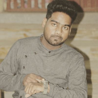 Mat Dekh hasina muje tu yu “Haste-Haste”Mere kamine Dosto ne dekh liya to kahenge
“Bhabhi Namastey-Namastey” ??