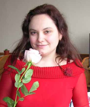 My professional interests include SEO, SMM, blogging and copywriting. My hobbies are arts, yoga and capoeira :)