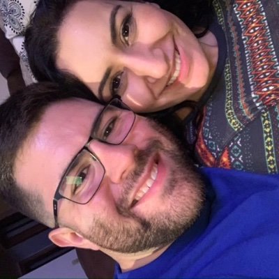 Love to laugh, love my wife and our life. I’m a Ferroequinologist.