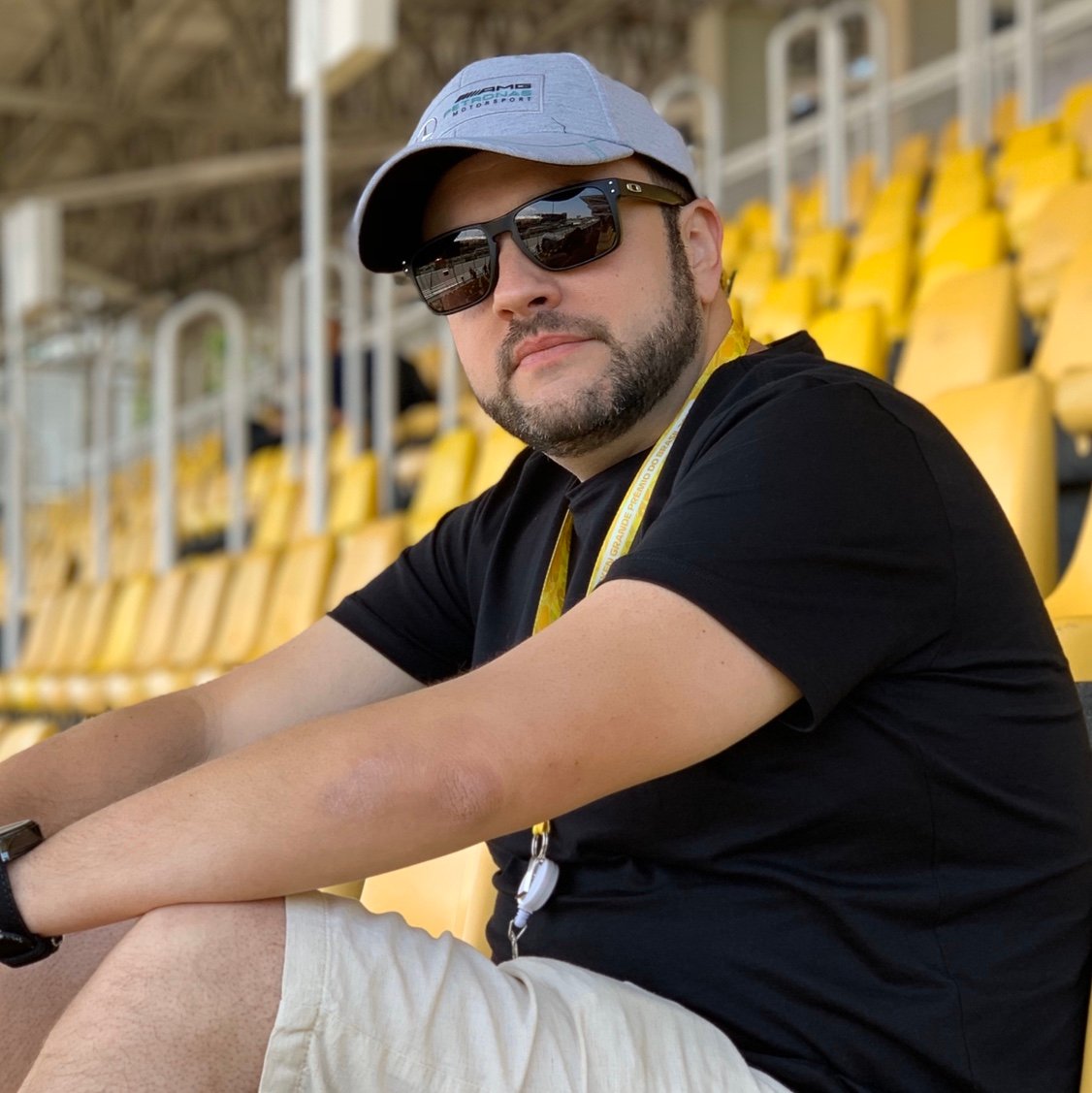 mariovalle's profile picture. Essa história de o importante é competir é pros fracos! O negócio é estar sempre no topo!