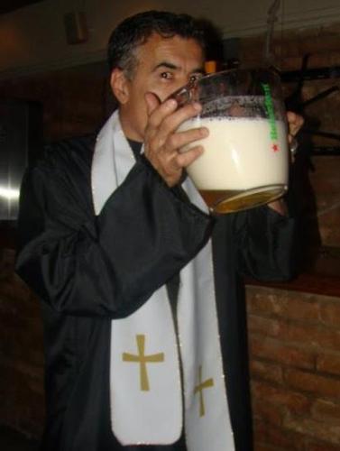 Pub fechado, apenas para amigos.