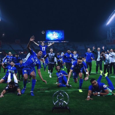 y20_t24's profile picture. ويهزُمك الذي ظننت يوماً أن انتِصارك به🎼🖤 لا شيء يفوق حب الهلال🤍💙 ٢٤-نوڤمبر-٢٠١٩ اجمل ليلة زرقاء