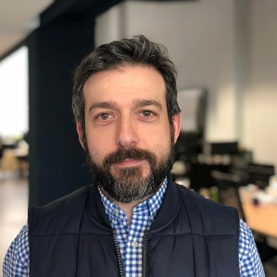Software Developer • λ programmer • 🧠🤖IA • 🕹️Gamer • 🌳🌳🚴♀️,🌳 • IT Architect @OrangeBank • Siempre aprendiendo....