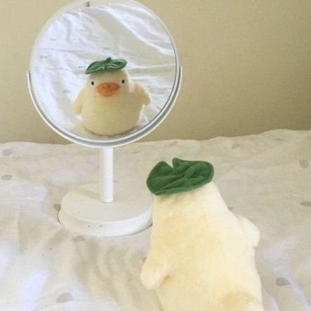 luvlymezz's profile picture. hi! welcome to the lovely people zone♡