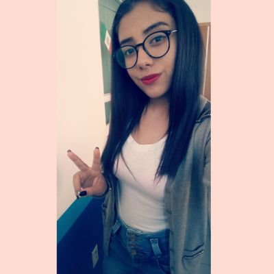 Alejand02615328's profile picture. 