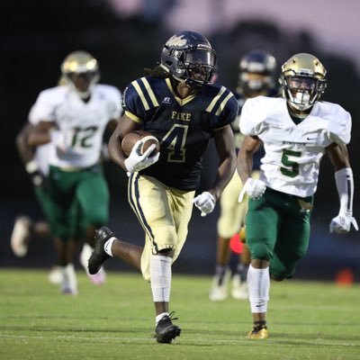 MikeRandbig4's profile picture. RB,OLB‼️ ‘20🎓🏈 FHS⭐️