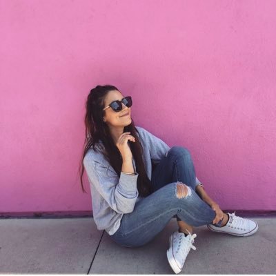 SGlowguide's profile picture. #SELFCARE 💛