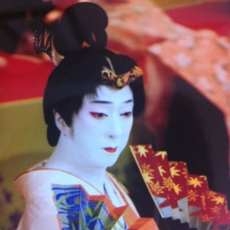 TamasaburoBando's profile picture. ※このアカウントは非公式です※

坂東玉三郎丈の著作『真夜中のノート』(サンリオ)からランダムにつぶやきます。

ぜひ加筆復刊していただきたいですね。