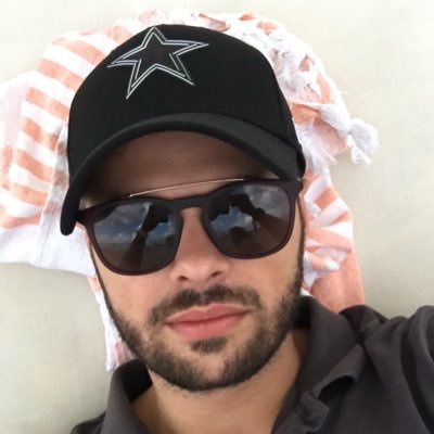 DavidGriman's profile picture. life is short, enjoy it !