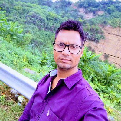 saimtomar's profile picture. 