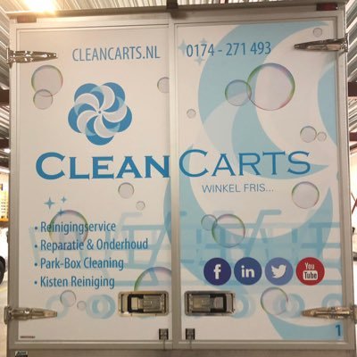 CleanCarts reinigt mobiel machinaal winkelwagens/mandjes/trolleys bij supermarkten/winkels. Next level in reinigingsresultaat, compactheid, snelheid en service!