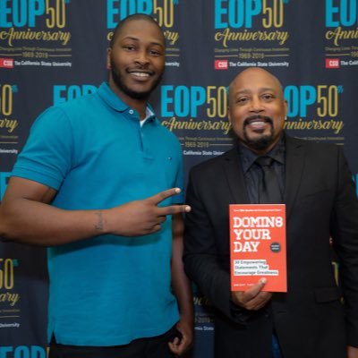 #1 Communication Strategist | Bestselling Author | @TEDx & @SXSWedu Speaker | Endorsed by #LesBrown | Co-Founder of @thisisoin | #Domin8YourDay