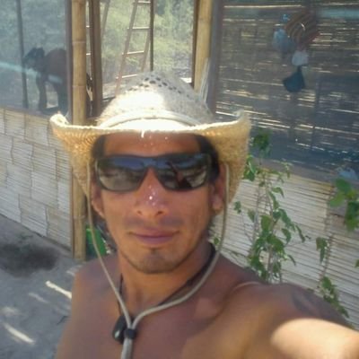 Sencillo y práctico; sin complicaciones...