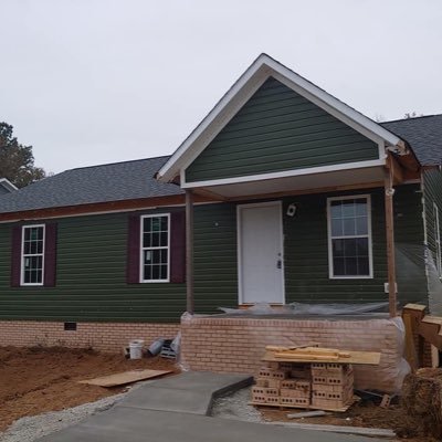 Habitat Rowan builds homes in partnership with families in need of housing in Rowan County, NC.