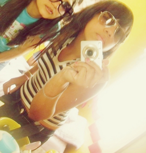 ag_karollyne's profile picture. 