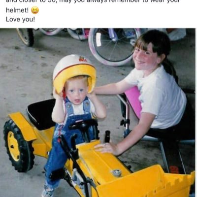 lesliefitzsim17's profile picture. Ambitious. Compassionate. Strategic. Generally happy. A fighter and survivor.