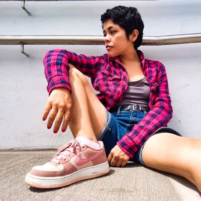 JesiJessconJ's profile picture. Escritora villera
❤️Mamá de Valentino ❤️