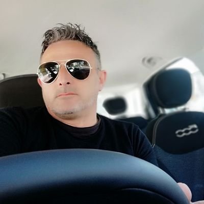 Maurizi38916891's profile picture. 