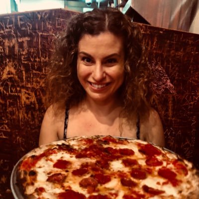 oilkardashian's profile picture. i’m a really nice person if you don’t get to know me