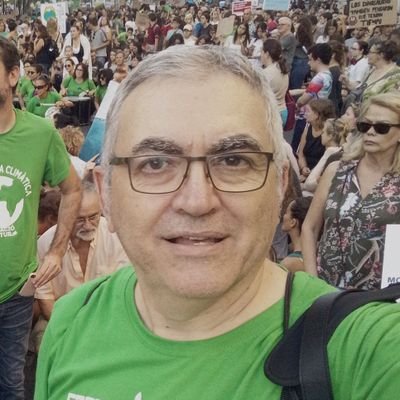 Filòleg, professor, comunicador, sindicalista en trànsit permanent