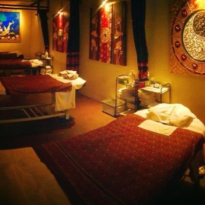 Traditional thai massage, More than 12 years exprerien 12 Davenport st. Southport Qld 4215 Call 0755115200, 7Days 9am-10pm, Group massage, Tour massage welcome