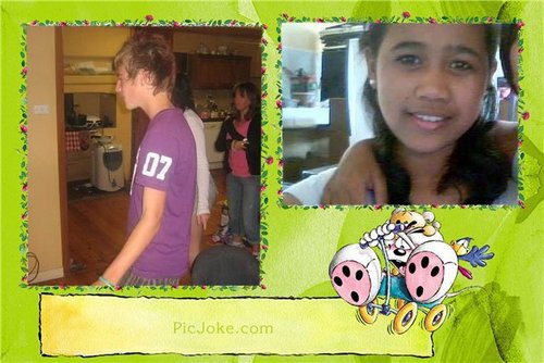 puzzledgirl_11's profile picture. 