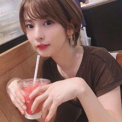 r6DK1tLJYoTsRx0's profile picture. 初めまして！まゆゆだよ♪最近退屈だから裏垢つくっちゃいました( *´艸｀)なんか楽しいことないかな～、まだまだ好奇心旺盛ｗｗ

なんか暇そうなまゆゆですが、みなさん是非是非仲良くなりましょう♪